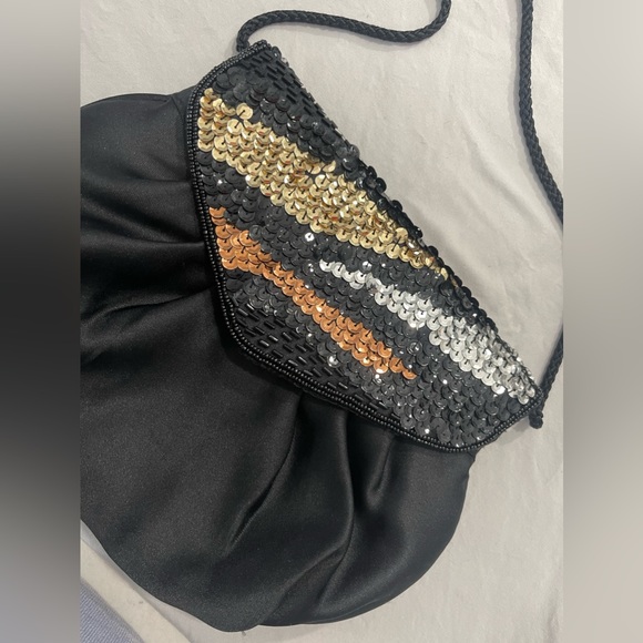 Vintage crossbody sequence Purse - Picture 2 of 6